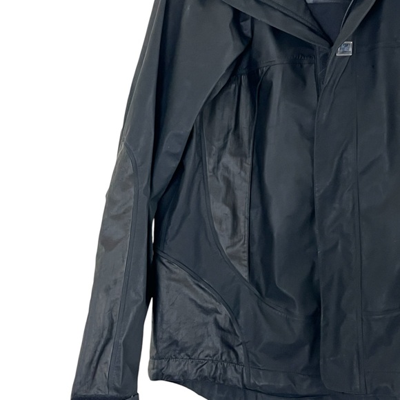 Helly Hansen | Black hooded zip front adjustable waist rain jacket size … - Picture 3 of 10